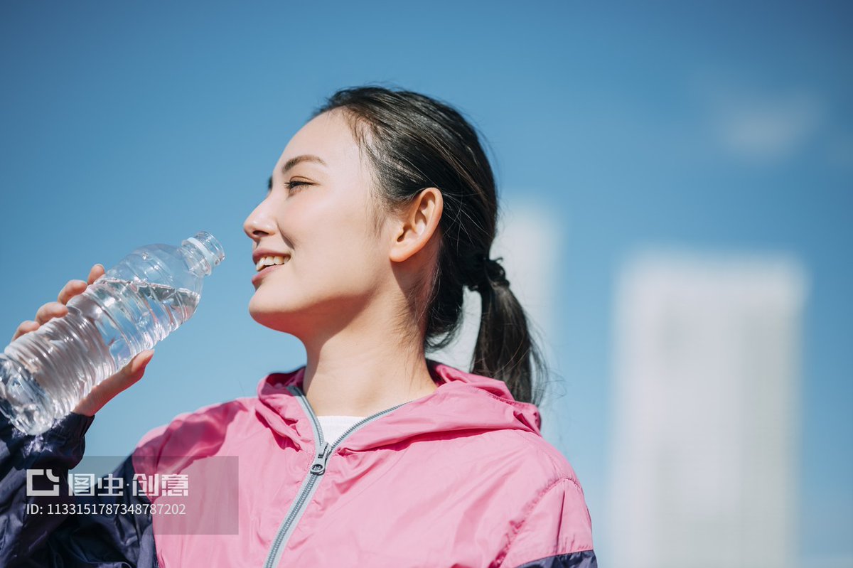 MargartGro46's tweet photo. Cuida tu salud: 30 minutos de caminata al día y beber 8 vasos de agua mejoran tu energía y estado de ánimo. Empieza hoy! https://t.co/jbuD0bQ6av