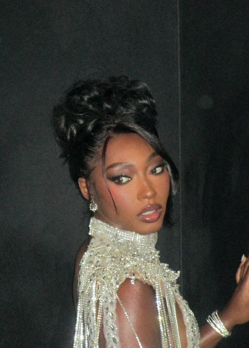 iamdavontae's tweet photo. Today’s Glam with my girl
#aniyaaharvey https://t.co/wuwhU7oc87