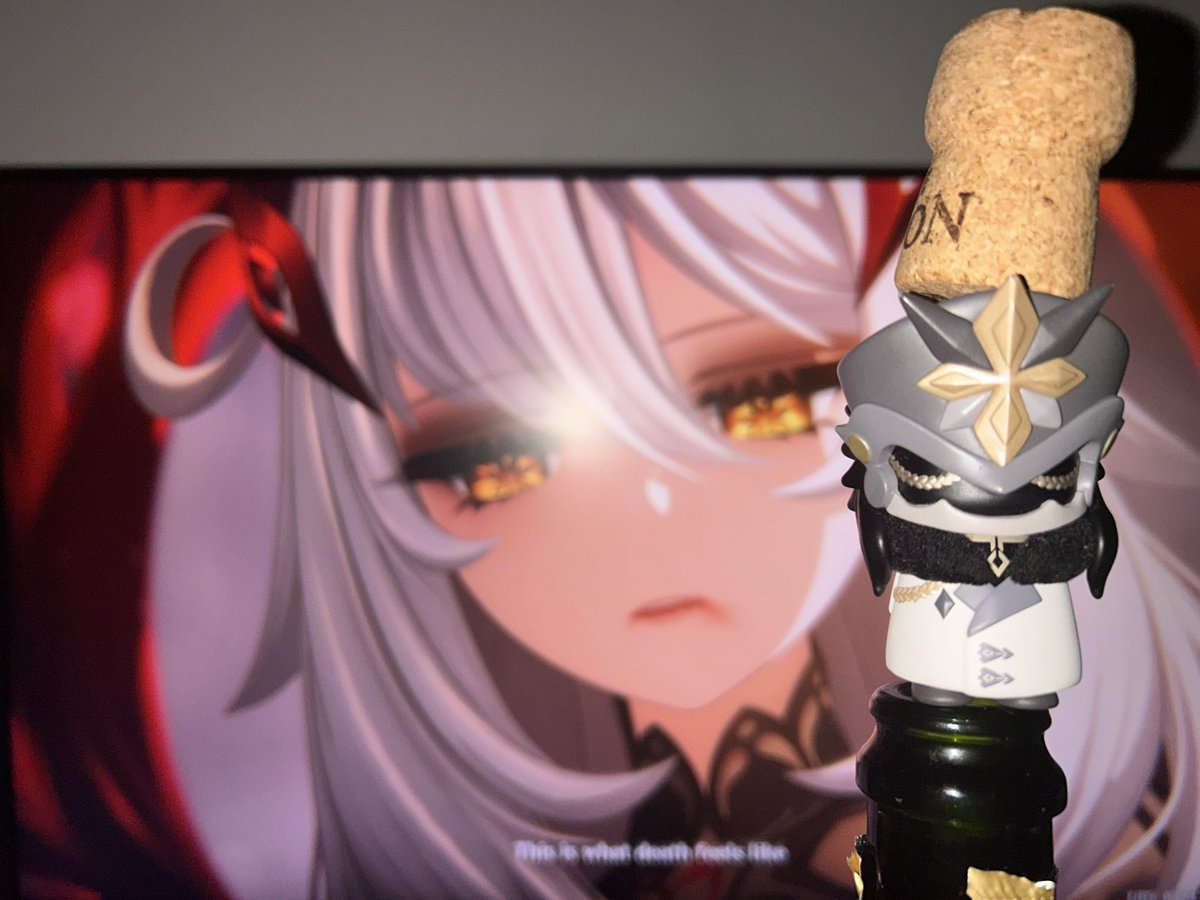 DailyCapitano's tweet photo. // Archon Quest 7.1 Spoiler // 
.
.
.
.
RipBozo 🍾🍾
Glory to Khaenri’ah 
Pierro The Goat 🥂 https://t.co/5Ln44YrAEI
