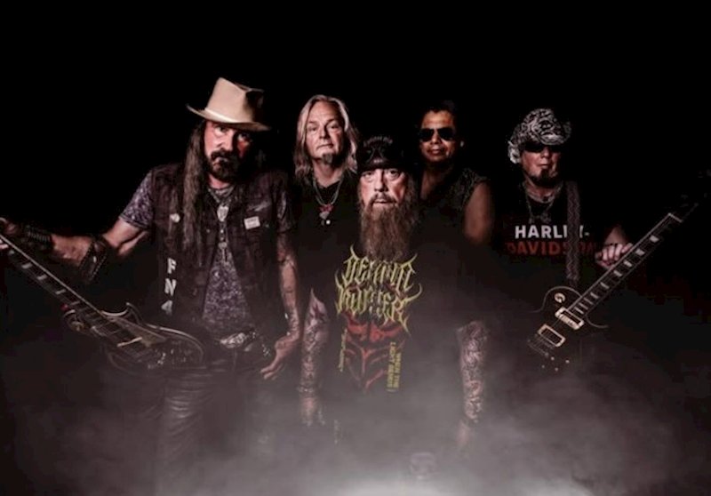 MetalResource's tweet photo. FEAR NOT Releases First Single ‘Higher’ From Upcoming Album “The Scales of Hypocrisy”
https://t.co/vNpwyK6NxE
#FearNot #Higher #TheScalesofHypocrisy #RoxxRecords https://t.co/I3Hba5ikmx