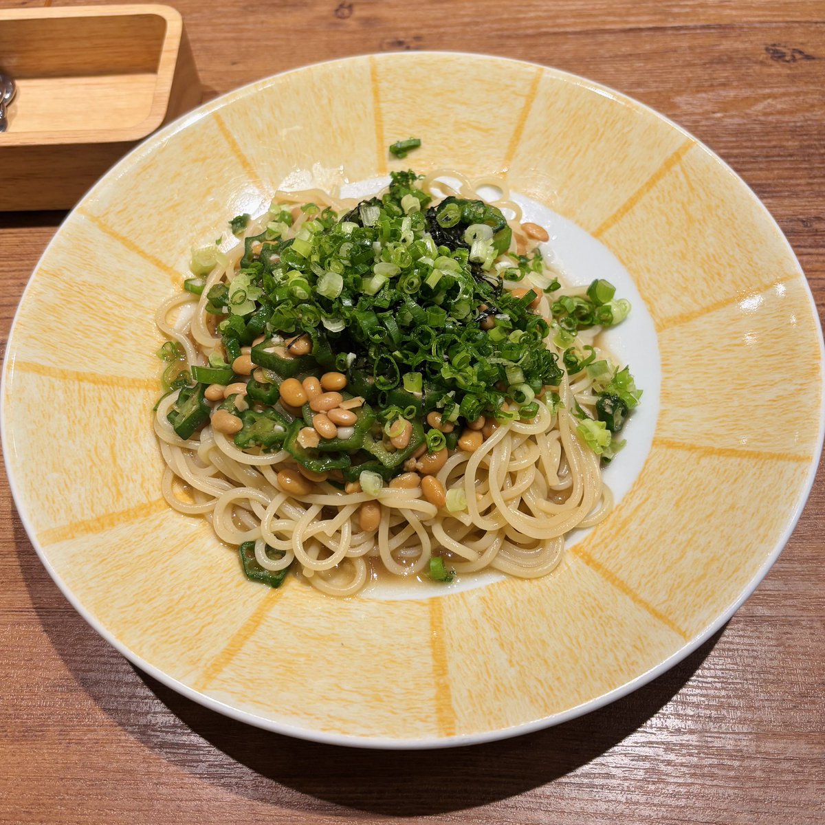 pommel_ch's tweet photo. 【昨日のごはん】
13納豆とオクラのとろとろパスタ https://t.co/GyhXheUuMo