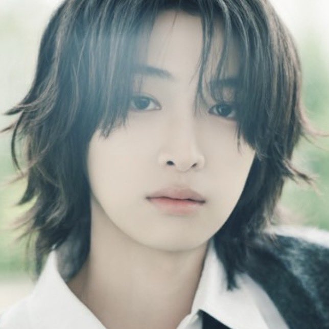 ono_keito_kao's tweet photo. 批判覚悟でKO1LYの皆様にお願いがあります。
ViVi国宝級イケメンランキングのNOW部門で、慶人に投票していただけませんか。
どうしても彼をバズらせてあげたい気持ちがあります。
もちろん他のメンバーも素敵です！
でも今回は慶人に賭けてみてくれませんか。
どうか何卒よろしくお願いいたします。 https://t.co/jSJjj9Fy5O