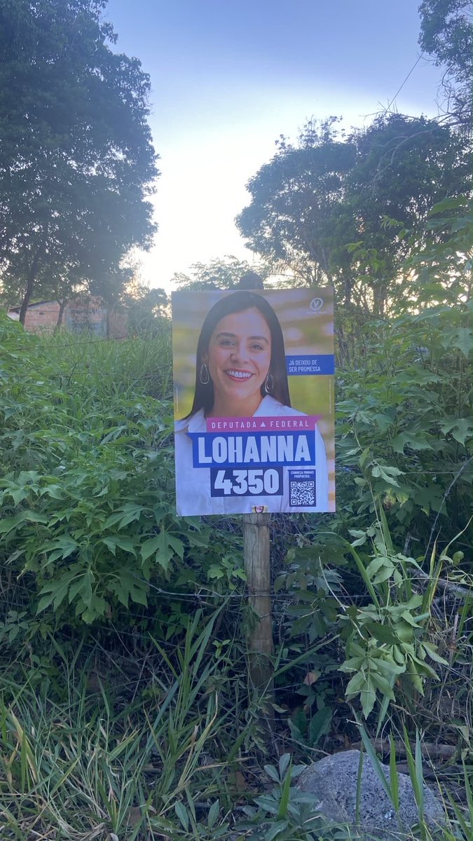 lohannaf's tweet photo. Nas horas vagas tb protejo plantações 🤣🥰✨ https://t.co/e4jq2y9lEA