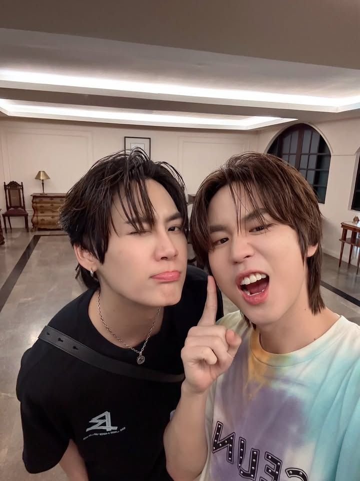 kredmanee's tweet photo. ยกตัวอย่าง เช่น บุ๋น นพณัฐ และ เปรม วรุศ

#bb0un #prem_space #bounprem https://t.co/z7wskTuHNL
