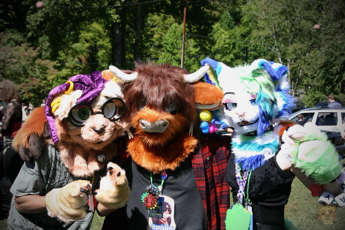 StanHighland's tweet photo. #furrytakeover #fto #fto2026 #furry #fursuit 

@NellyDragoness 
@mirrencrazz https://t.co/enYtn41AIP