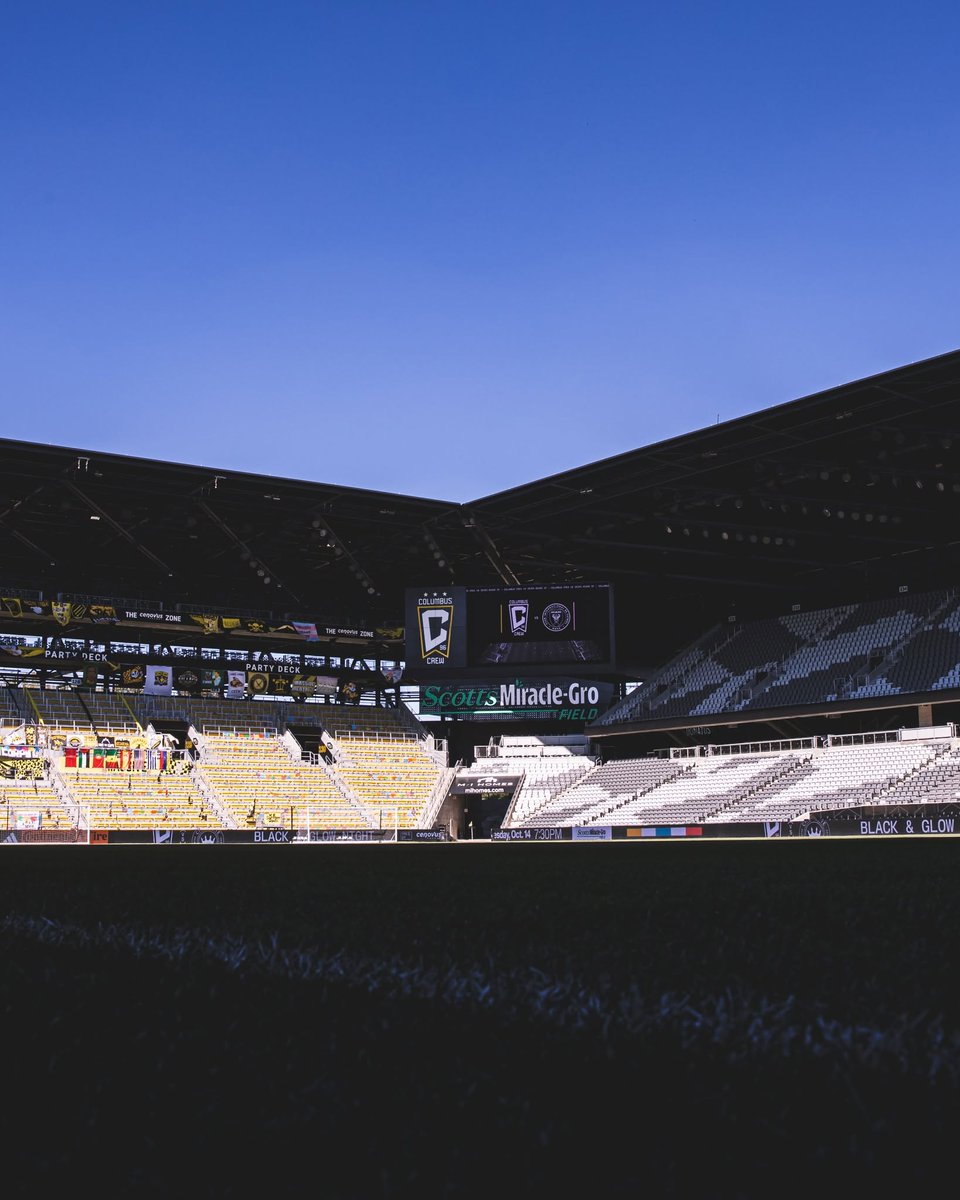 Sunday Night Soccer pres. by @​continentaltire 🎆

@​ColumbusCrew hosts @​InterMiamiCF at 7pm ET on Apple TV: <https://t.co/Zl6LyMLZNJ> 
 [📷](https://pbs.twimg