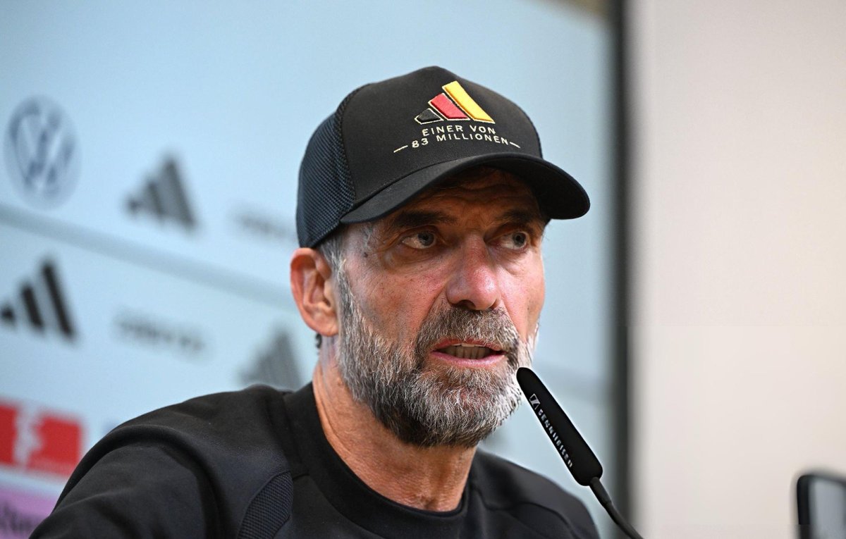 iMiaSanMia's tweet photo. Jürgen Klopp: "There’s no reason for me to fall into depression and say, ‘We’re so bad.’ - We’re not. But we’re not that good either. I don’t want the players to be judged definitively: ‘He can do this, or he can’t do that.’ - If you want to criticize someone, criticize me. Let the new players develop. The established players are top players at their clubs, and they have my support. Feel free to criticize me, but not the boys. We don’t need to completely tear everything apart. I was surprised that some people booed. The future is as bright as we make it. We’ll take it on with everything we have. We’ll continue on this path." [@berger_pj]