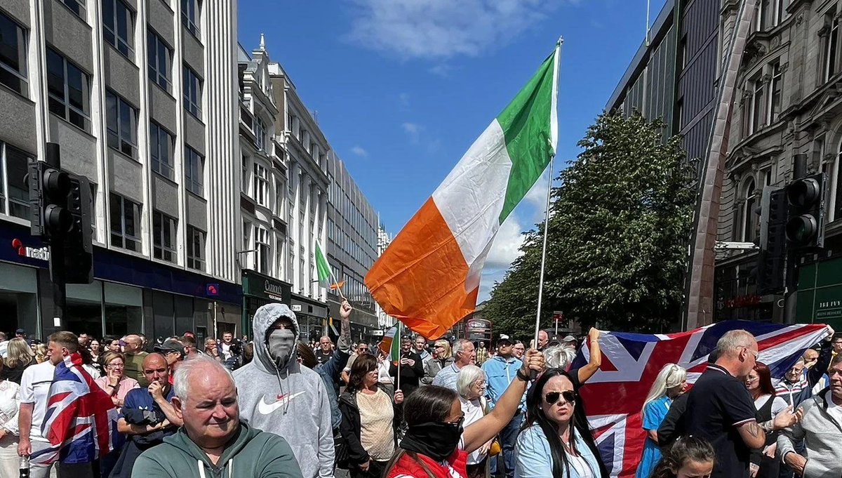 IrishPlight's tweet photo. @DPatz13 It was given the green light because both communities were standing together in protest of mass immigration... https://t.co/fHH3AL6FZ5