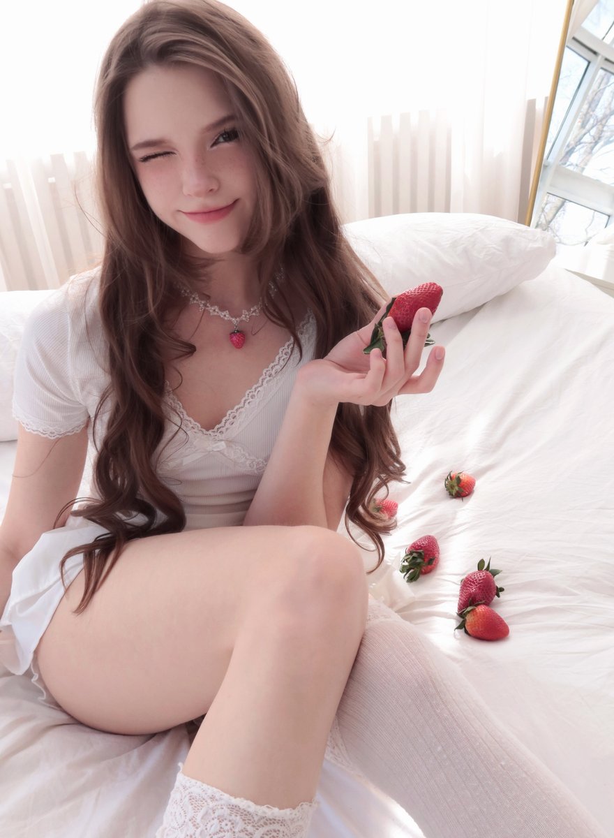 TemSolee tweet picture