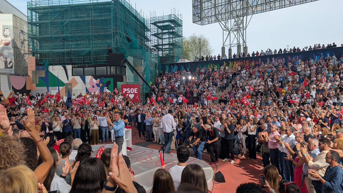 psoe_usera's tweet photo. Desde #Usera arrancamos con fuerza la cuenta atrás👇🏼

8 meses para echar a Ayuso y Almeida.

8 meses para recuperar la dignidad en #Madrid.

Por la vivienda, por la sanidad y educación pública, por las mujeres, por la juventud, por las personas mayores...

¡Vamos a ganar en 2027! https://t.co/MqSgYytxIG