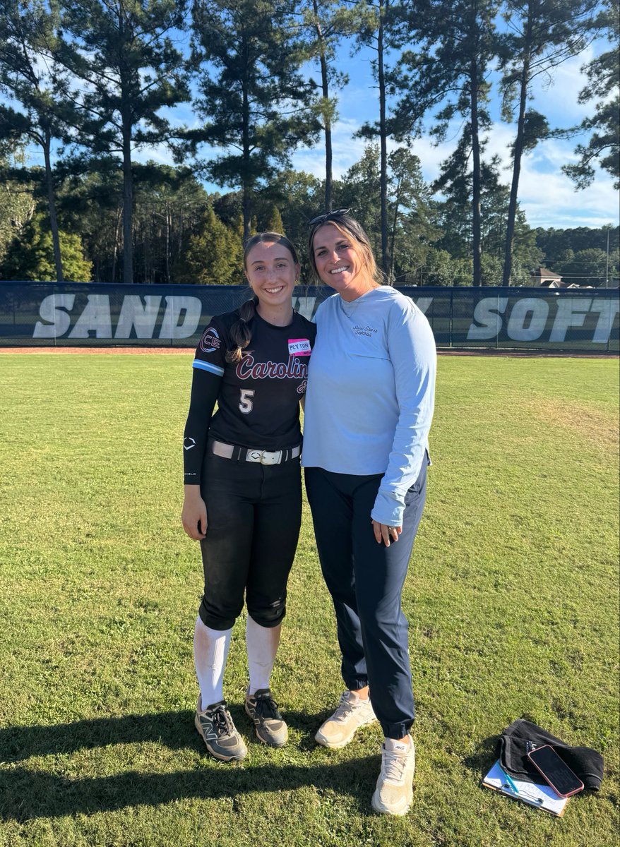 pbatot5's tweet photo. It’s always the best time at the @USCBSoftball camp! I loved getting to work with the players and learn from their experiences! Thank you @CodeeYeske, @a_owen4, and Coach Dev for a great time today and the feedback! Can’t wait to go back! 

@16uElite16397 @andyherring3 https://t.co/C9c8jL6PtO