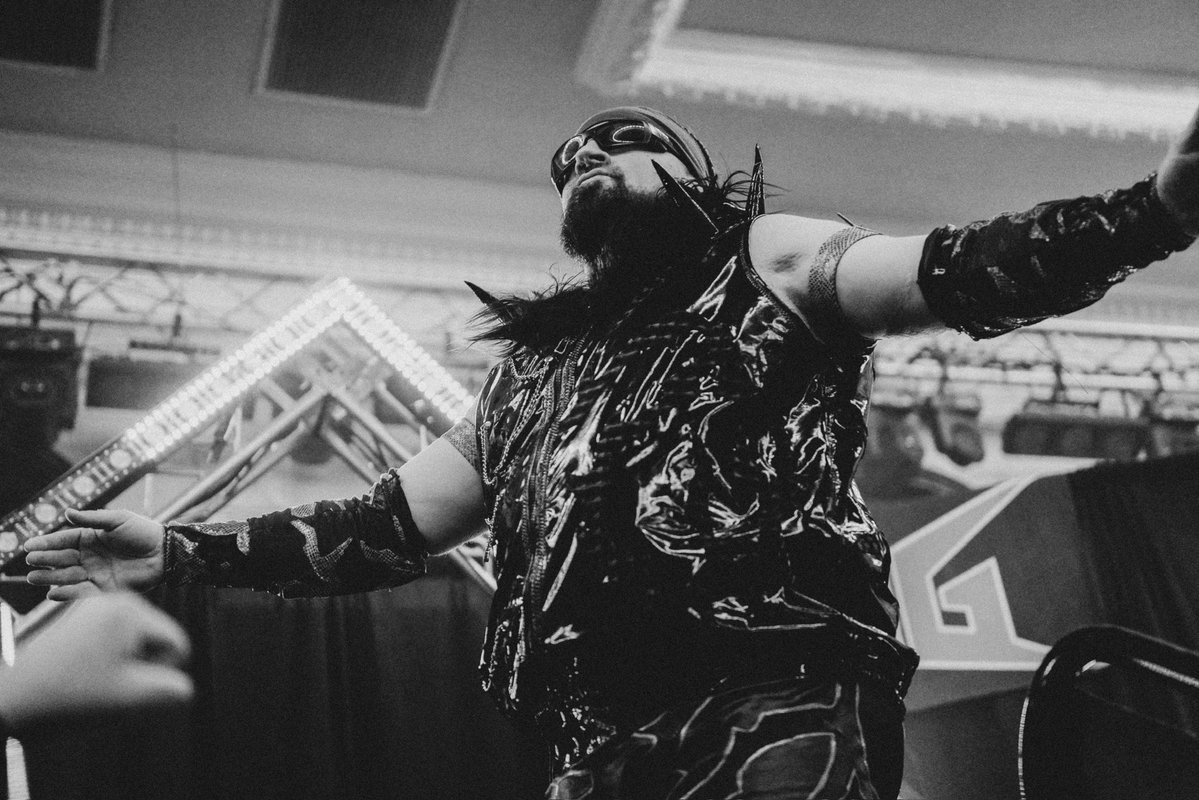 IamDannyDarko's tweet photo. Shot at Logan Square Auditorium for the first time ever.

@HOGwrestling 
#WindyCityWarfare https://t.co/JCRY3DfE1w