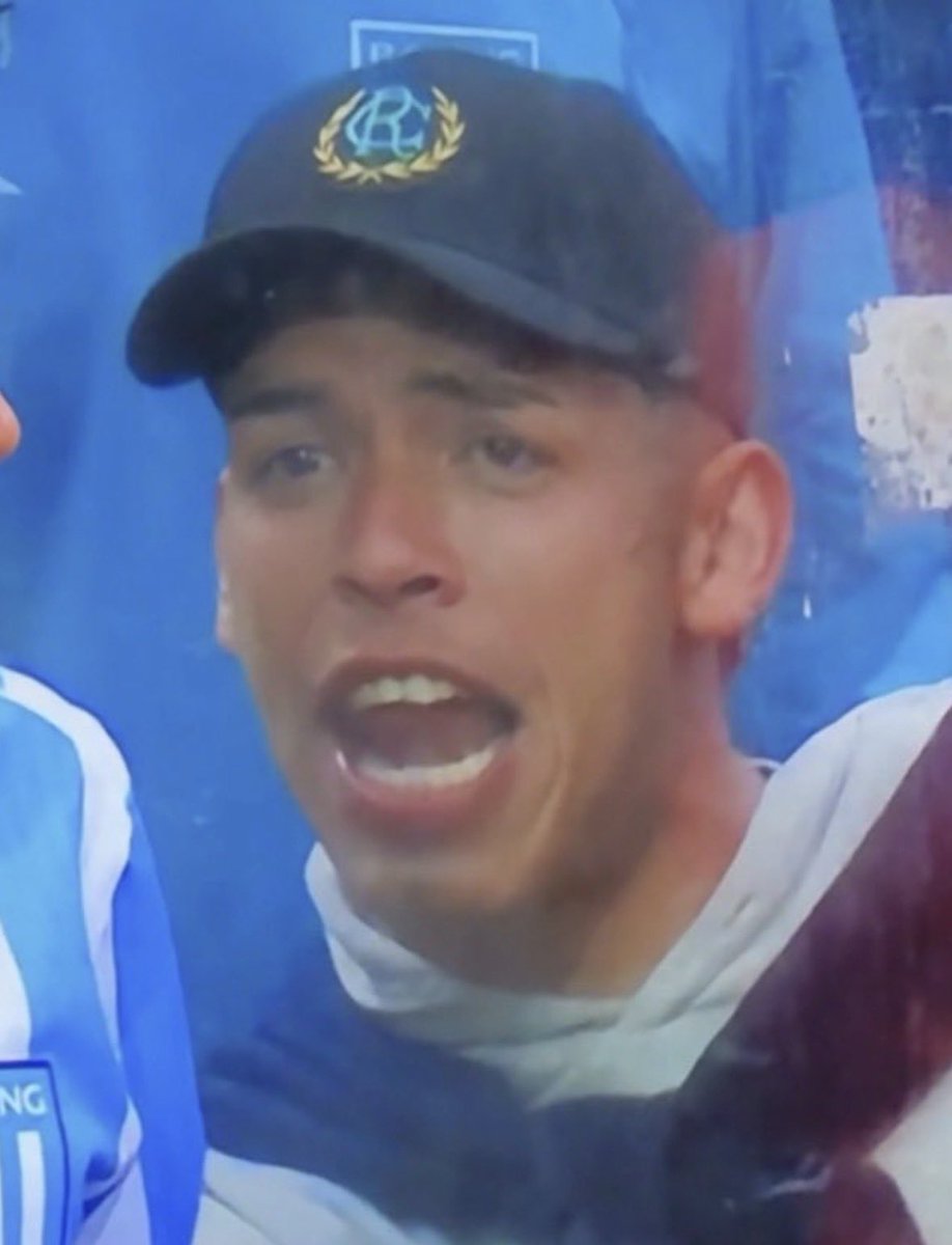 AIAnguloTV's tweet photo. Este tipo sabe mas de futbol que todo el plantel de Racing https://t.co/Y2hii1HhB2