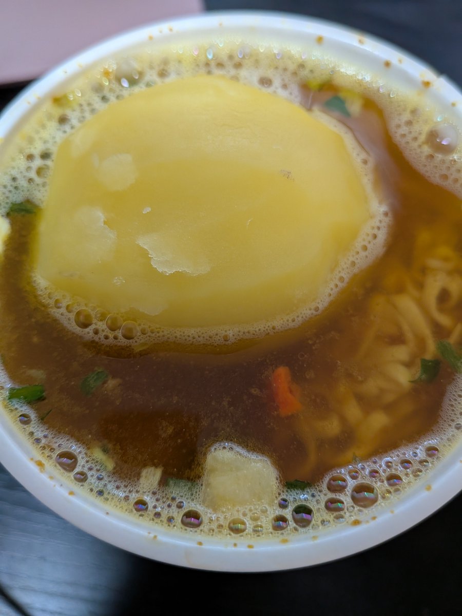 desukunn_ow's tweet photo. カレーヌードルのじゃがいも好きすぎてこれがメタ https://t.co/4Ywe7yOCqW