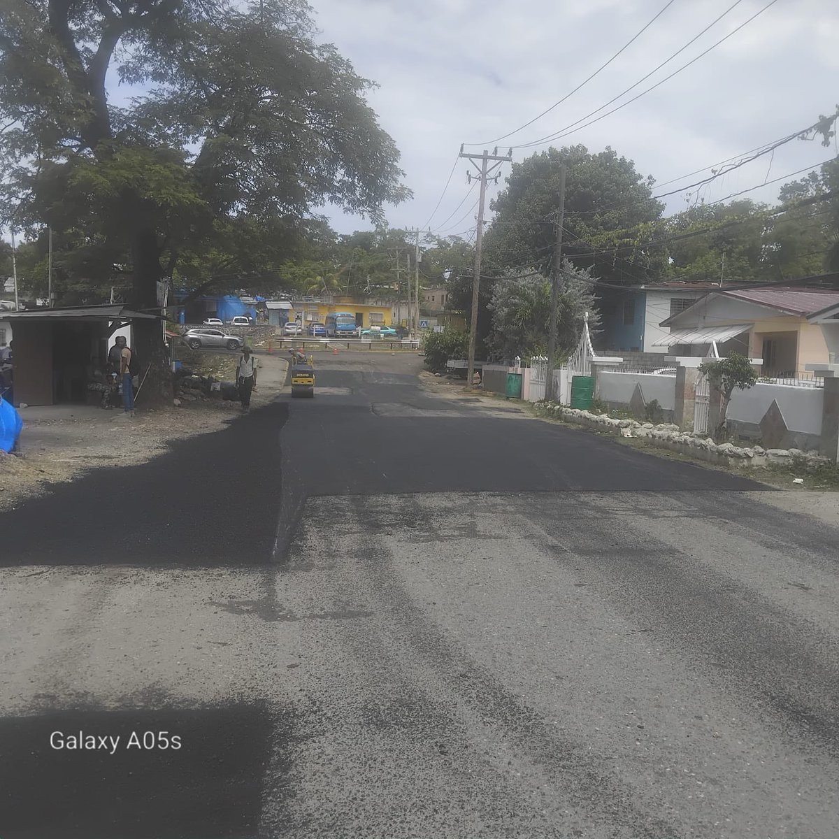 matthewsamuda's tweet photo. The work continues in Buckfield … #NESA #OchoRios @nesa_jlp #NESA 

#NESARoads https://t.co/TIrK1sSpg8