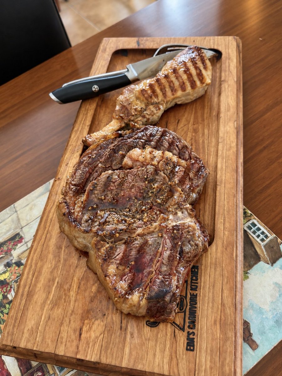 eda2026's tweet photo. Proof that I eat meat. 👊 https://t.co/ZKPGfc7uy5