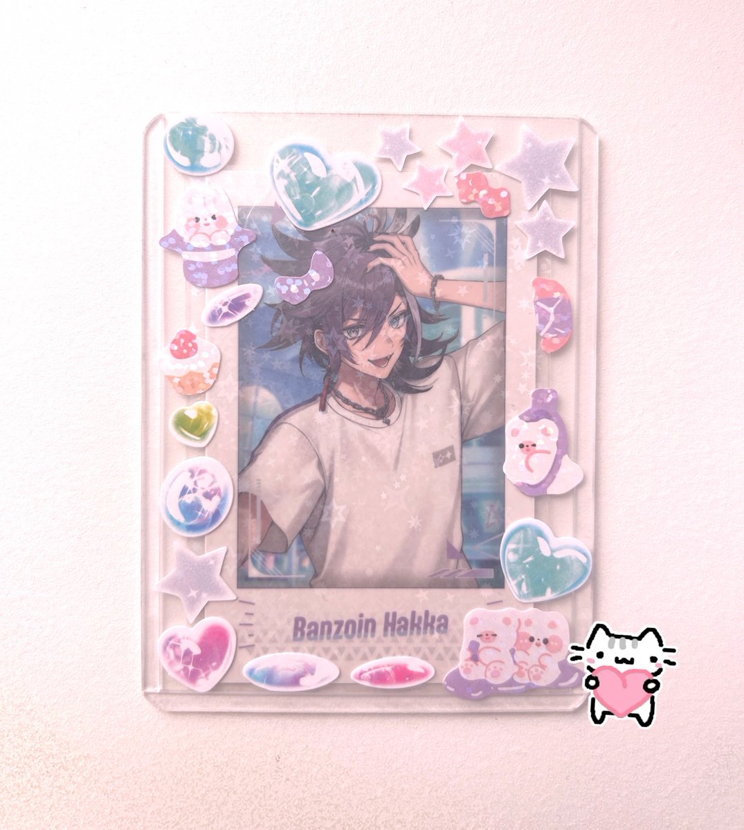 machir1ze's tweet photo. kinda ugly bc i had limited stickers but i decorated hkka cheki https://t.co/XyTVH5Va2d