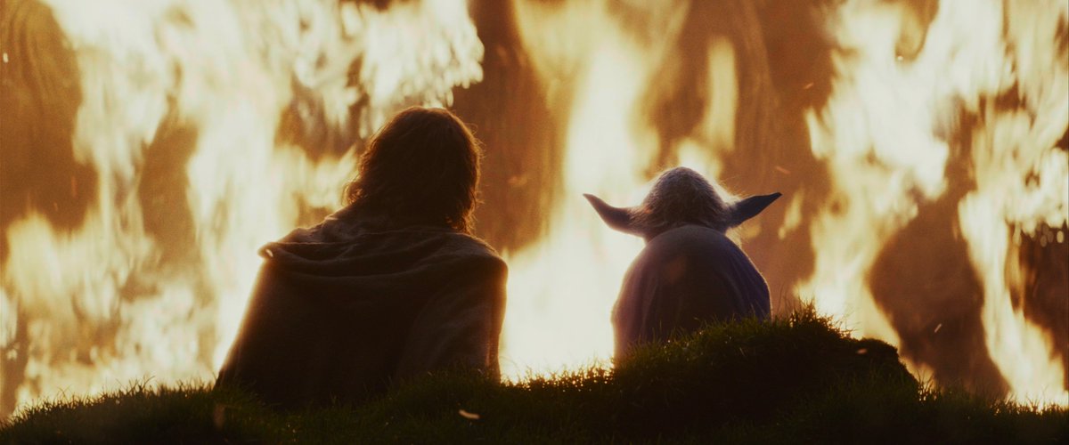 SWshotbyshot's tweet photo. Star Wars: The Last Jedi - shot 1522 https://t.co/t9grqiu4D6