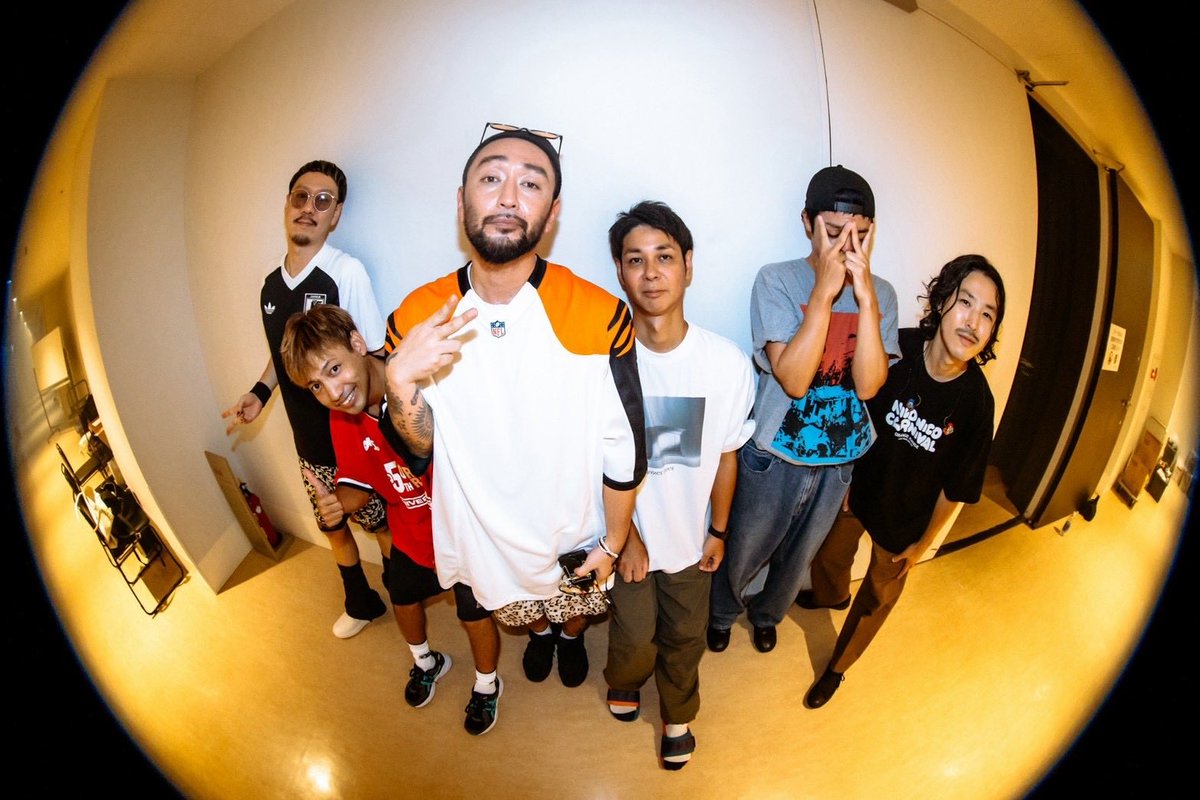 OR_HIROKI's tweet photo. ORANGE RANGE LIVE TOUR 026-027
〜おかげさまで25周年！ニコニコカーニバル〜 広島・東広島芸術文化ホール くらら 大ホール！最後まで途切れなかったテンション。さすが広島！いつも力もらってます！ありがとうございました〜 https://t.co/PadP269LKv