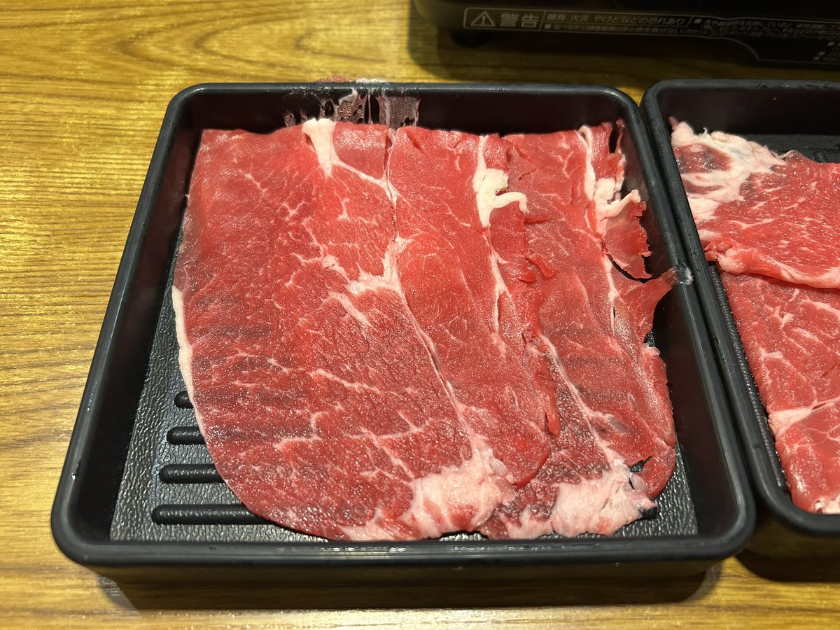 michinoeki2ban's tweet photo. 若者の恋愛キャンセルって言葉があるのね🤔イケオジにはよい時代なのか？

若い子と飯に行くのに困ったら、しゃぶ葉が無難。そこまで外さない😼

#しゃぶ葉 https://t.co/ALbzMRzzY9