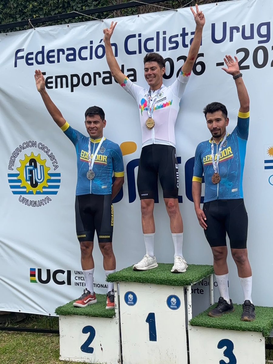 FedeCiclismoEcu's tweet photo. 🥈🥈🥉🥉 ¡Ecuador se lució en el XCO! 💪🇪🇨

El #TeamEcuador cerró su participación en el Campeonato Sudamericano de MTB con cuatro medallas:

🥈 Michela Molina — plata
🥉 Myriam Núñez — bronce
🥈 Benjamín Quinteros — plata
🥉 William Tobay — bronce

¡Felicitaciones, cracks! 👏 https://t.co/HpGteqdzCu