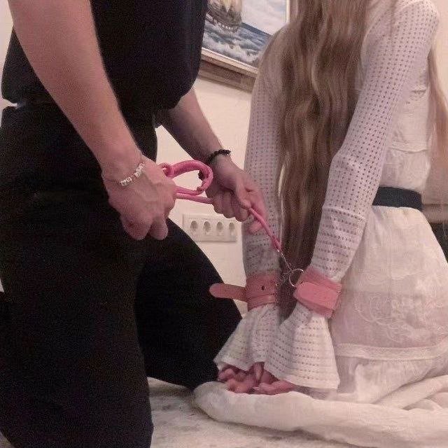 keyalicia8y4n's tweet photo. Where are those that fantasize a lot about getting dominated? * Well here I'm getting tributes, honest one's, for getting you on my classified SUB list,🔗🐴https://t.co/5APCiynfyg https://t.co/BRkFxCtPi7