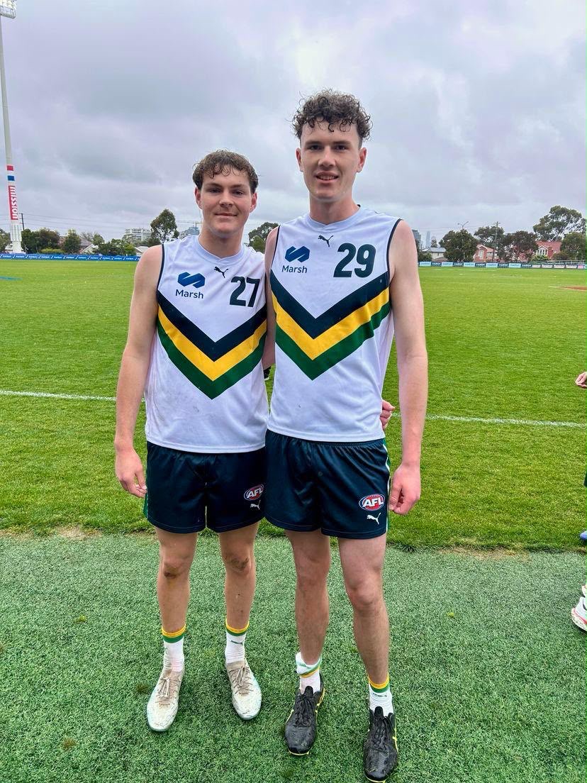 GWSGIANTS's tweet photo. Congratulations to Baden Smith and Jedd Corbett from our GIANTS Academy who played in the U17 AFL National Futures game on the weekend 🍊 https://t.co/QocTwl6E8O
