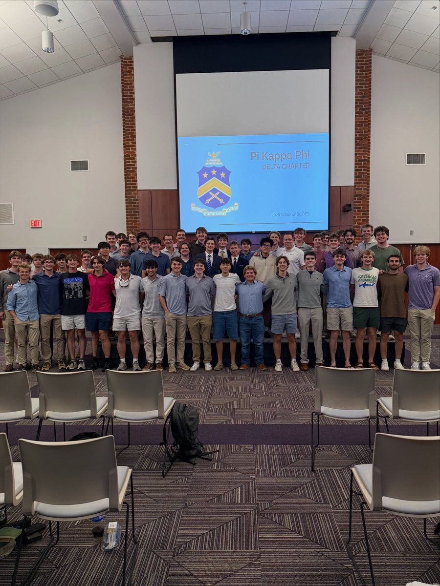FurmanMBB's tweet photo. Coach Richey enjoyed being able to chat with the members of Pi Kappa Phi tonight! We look forward to seeing them and you at games this season!!

Home Opener is October 18th!

#AllDIN // #BetterTogether // #BuildHere https://t.co/aqbJFra3UN