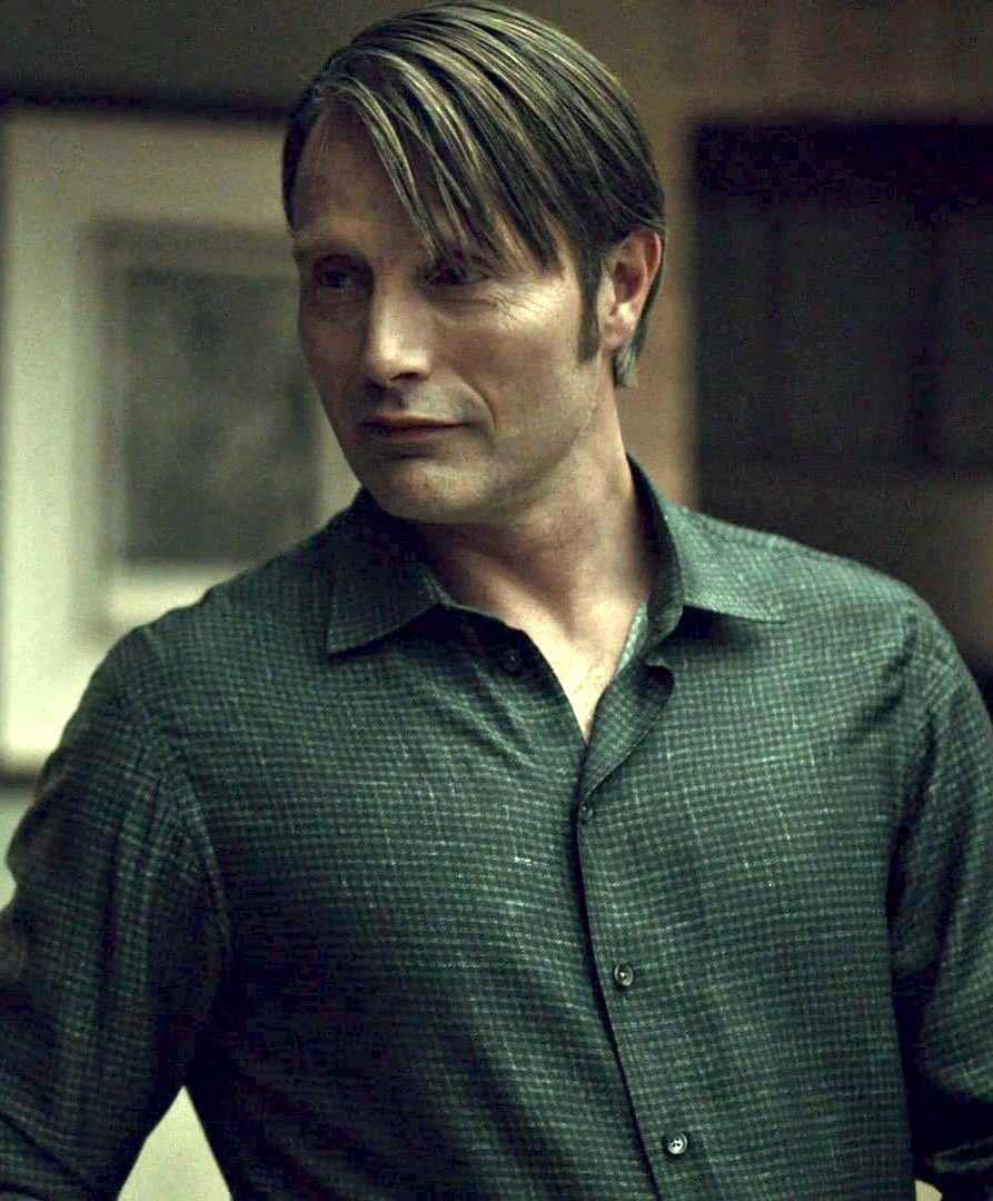 fabledfool's tweet photo. I love when he leaves his bangs loose. https://t.co/3OHBHyaGO1