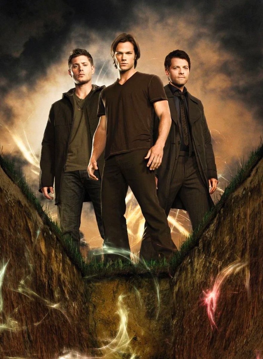 TheBoysOOCC's tweet photo. Jensen Ackles reveals his pitch to bring back ‘SUPERNATURAL’.

 "I would have liked to have Jack come through the front door and just walk up to Sam and Dean and just be like, “I need to send you guys back- Which just opens the door to something in the future. '"

(Via: @FangasmSPN)