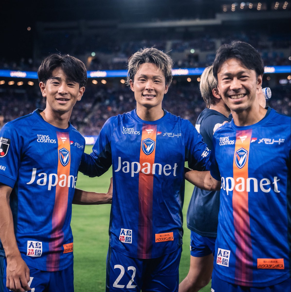 v_varenstaff's tweet photo. 💙𝙃𝙖𝙥𝙥𝙮𝘽𝙞𝙧𝙩𝙝𝘿𝙖𝙮🧡

本日、9月28日は #松本天夢 選手のお誕生日です!!🫶

天夢、おめでとうございます🎂👏

テクニックを武器に攻撃にアクセントを加えるアタッカー💥⚽️
今季は現在2ゴール。J1初挑戦中の若武者は数字にこだわりながらまだまだ成長していきます⤴️🔥

24歳も最高の1年に👊

#vvaren #BEYONDtheDREAM #HBD