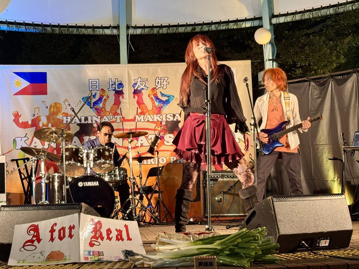 mizu516AforReal's tweet photo. 9月27日(日)

フィリピンエキスポ亀有 最終日

感無量。。

台風からの延期からの秋雨前線☔️

プログラムも組み直しでどうなる事かと思いましたが無事終了

日本とフィリピンのより良い国交の先にある「平和」を目指しEXPOが繋いで、繋いで大リレーして開催できた亀有

その歴史に携われて光栄です https://t.co/d436lsHTJn