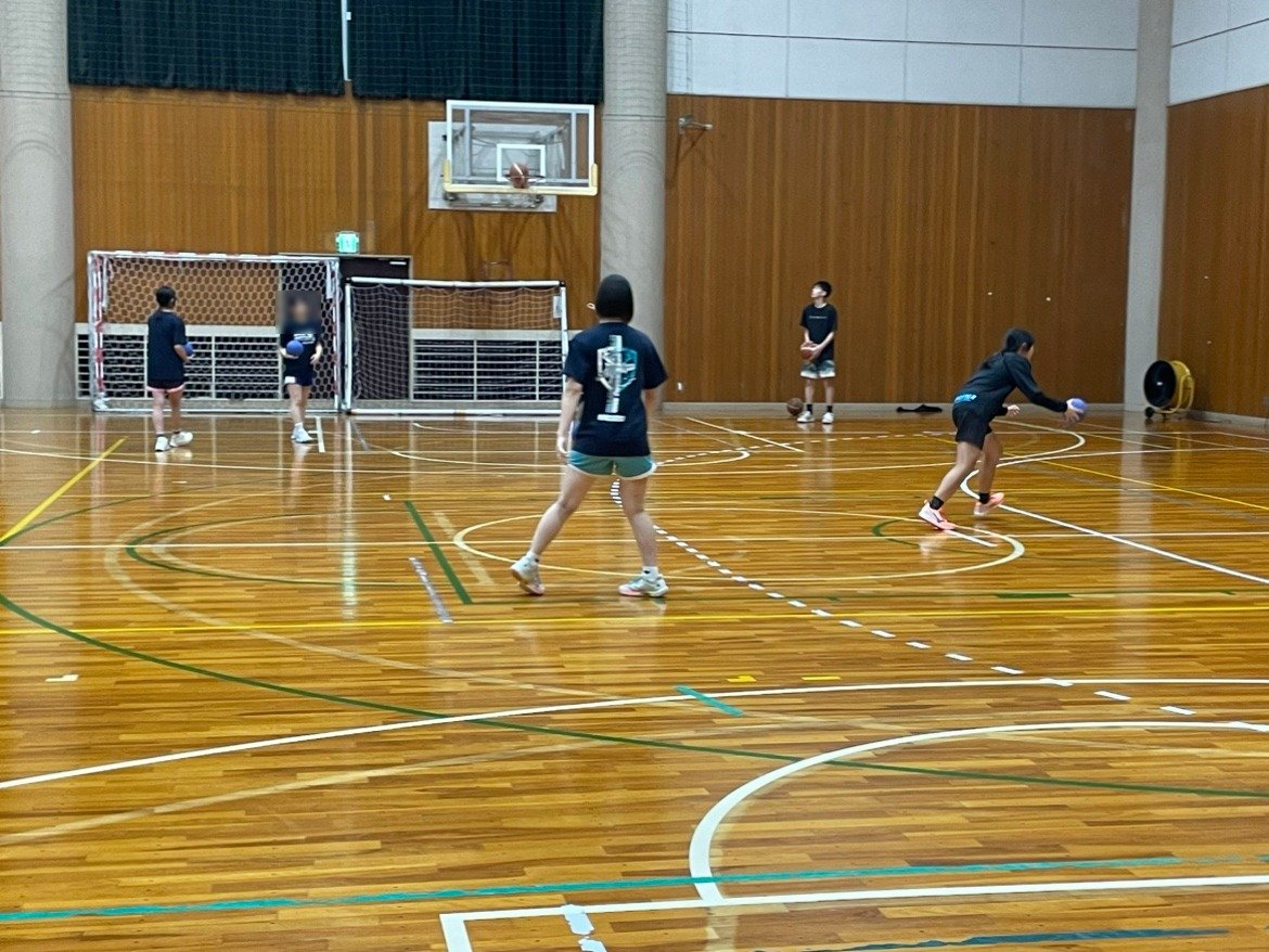 koyasan_hs's tweet photo. こんにちは☀高野山高校です！
土日は体験入学・入寮が開催されました😉
お越しの皆さま、ご参加頂きありがとうございました🙇
女子ハンドボール部では夜練習にも参加頂き、寮生活では部活動にどっぷり専念できることも体験頂いています😆 https://t.co/gbl2O8q9DH