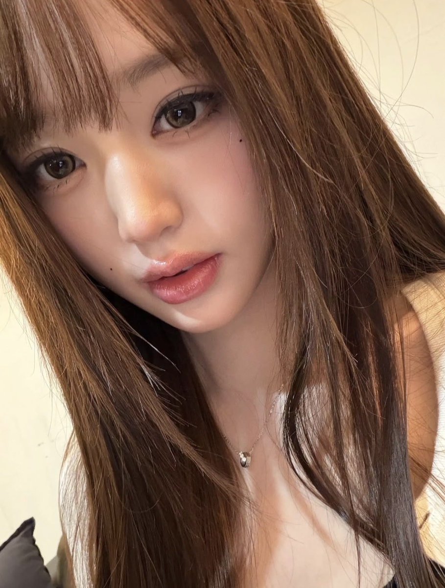 kyo021623's tweet photo. おはようございます😊
雨の日が続きます☔️
体調崩さないようにお気をつけ下さい！
今日も一日元気に笑顔でファイト！
#いちにちひとつぶやき
#一日ひとつぶやき
#日常アカ 
#WONYOUNG
#wonyoung
#ウォニョン
#IVE
#ive
#kpop https://t.co/wsKh6GRzeG