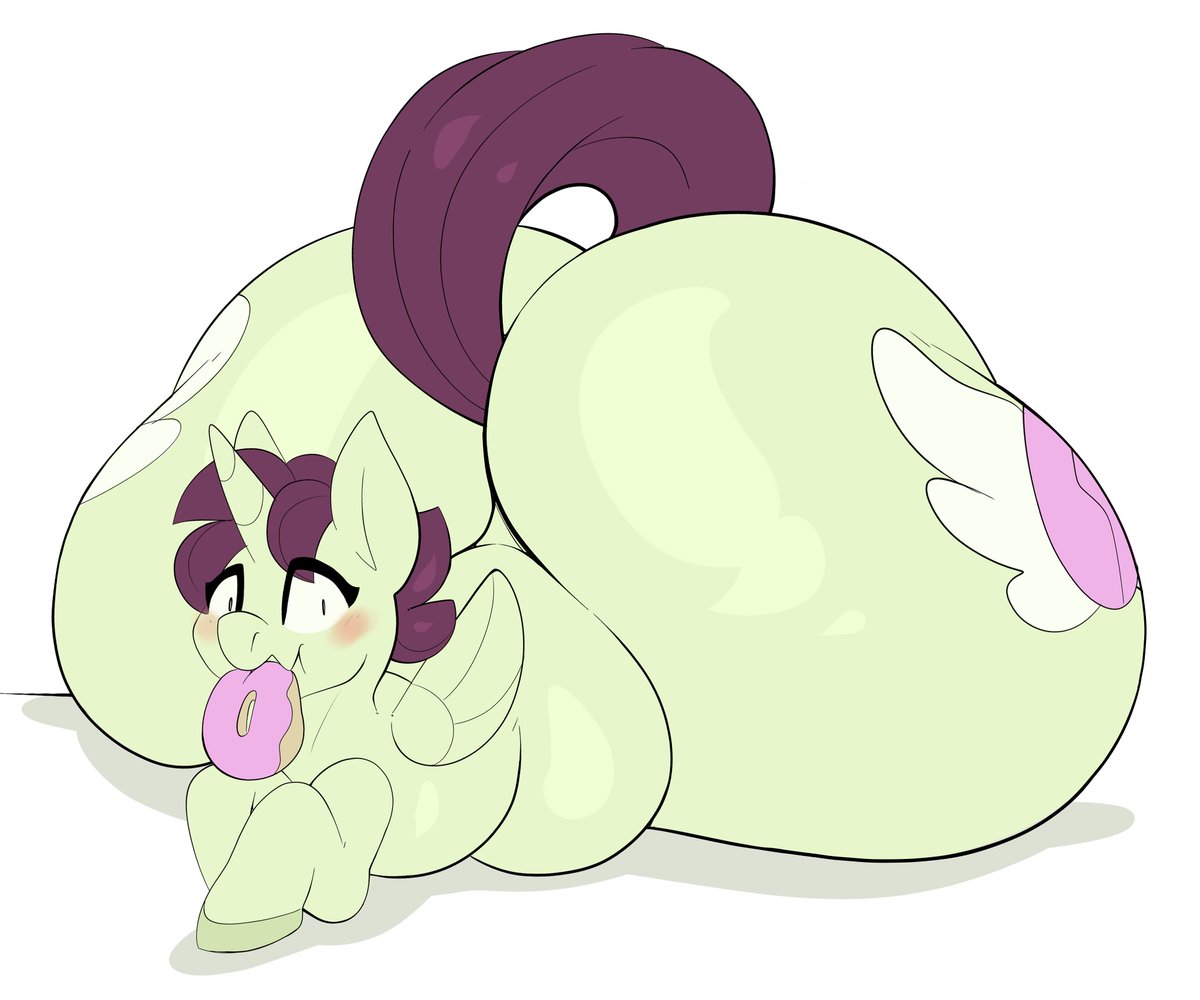 ArizonaTheVixen's tweet photo. one too many donuts !

done for @bigonionbean https://t.co/6l2rgdJNOR