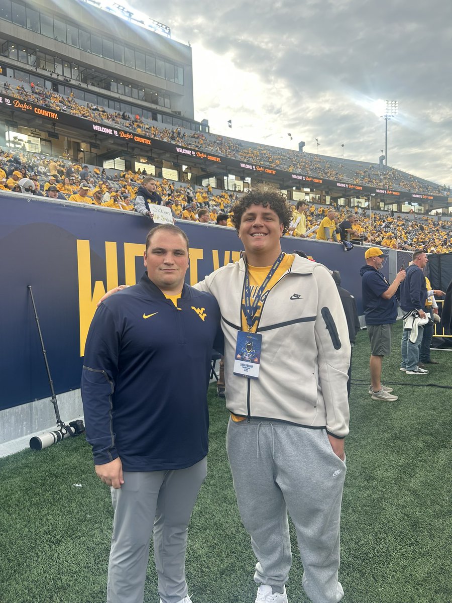 LB_Brown54's tweet photo. Thank you @WVUfootball for an amazing game day experience.
@TArlesic12 
@coach_willgreen 
@WVUFBRecruiting https://t.co/PTwJYh4HCZ