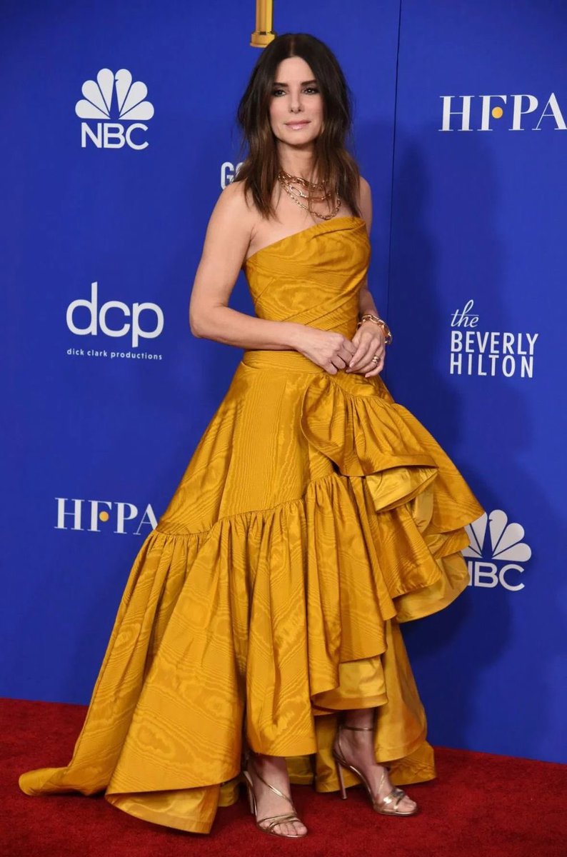 SandraBullpo2's tweet photo. HONEY ❣️DO YOU LOVE THIS DRESS 👗 FOR REAL?😳 https://t.co/sfru9mOeN9