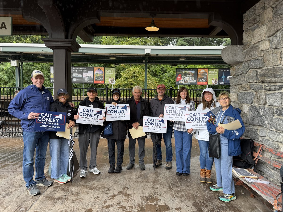CaitforNewYork's tweet photo. Not even a nor’easter could stop #TeamCait this weekend! Grateful to all of the amazing volunteers who come out rain or shine to knock doors and reach voters across the district.

With your help, we’re going to bring this home in 37 days and create the more affordable future the Hudson Valley deserves.
