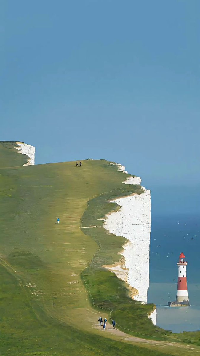 echoesofworld's tweet photo. Seven Sisters Cliffs https://t.co/W6AMI3peZ4