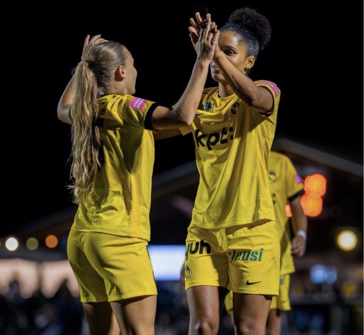 OwuraTube's tweet photo. 🇬🇭 Josephine Bonsu scored four goals for Young Boys women in their Swiss cup game against SV Kaufdorf. 

Young Boys won their game with a 26-0 scoreline, advancing into the next round of the competition. https://t.co/jSeGUxfF15