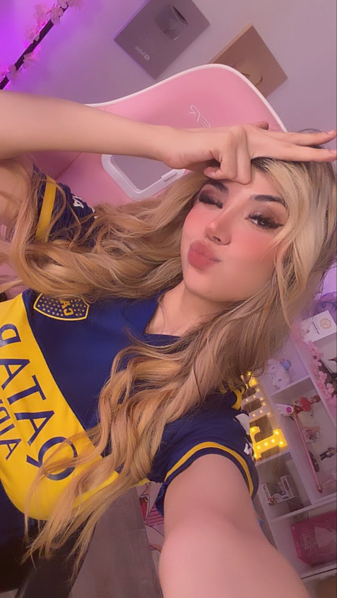 LuzGamingxd's tweet photo. Y dale boca 💙💛💙 grande enner valencia uwu cabj https://t.co/0o4T08XstD