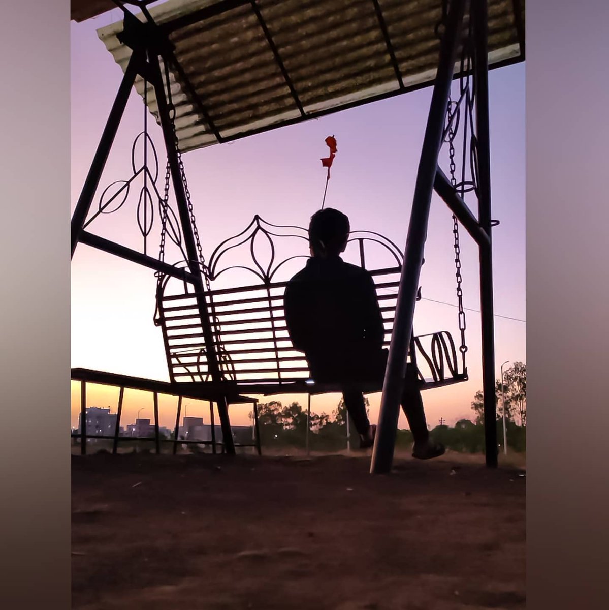 lara_matte's tweet photo. “Sometimes life is too hard to be alone🙌 and sometimes life is too good to be alone. ”😌 https://t.co/wzugOshFLj