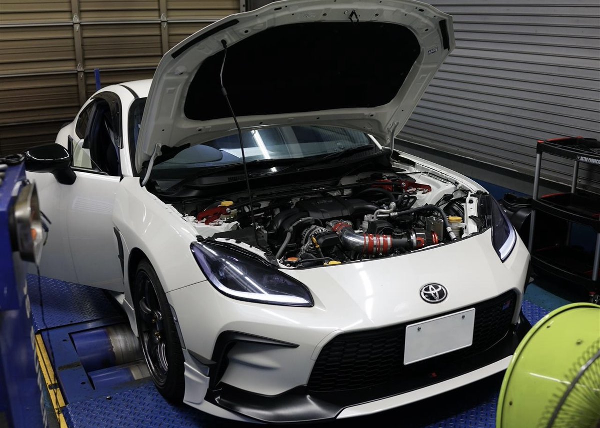 SAH2180's tweet photo. MAX ORIDO x SA浜松コラボ【GR86】Special ECU
GR86オーナー様の車両に【MAX ORIDO】織戸 学さんとの初のコラボで完成しましたSA浜松 SPORTS ECUセットのインストール作業を行わせて頂きました。
詳しくは
https://t.co/tHBbpH1ZSt
#GR86
#BRZ
#ZD8
#MAXORIDO
#織戸学 さん
#130RYOKOHAMA
#SAH https://t.co/J31Un7nVUq