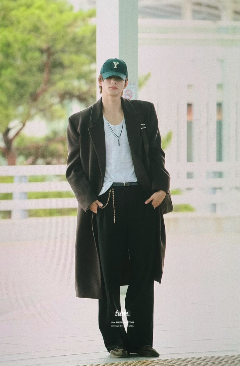 tune0321's tweet photo. 260928 YSL 
#ANTONxSaintLaurent #ANTONxSaintLaurentSS27
#앤톤 #ANTON #라이즈 #RIIZE #アントン #찬영 https://t.co/qyysfgA06J