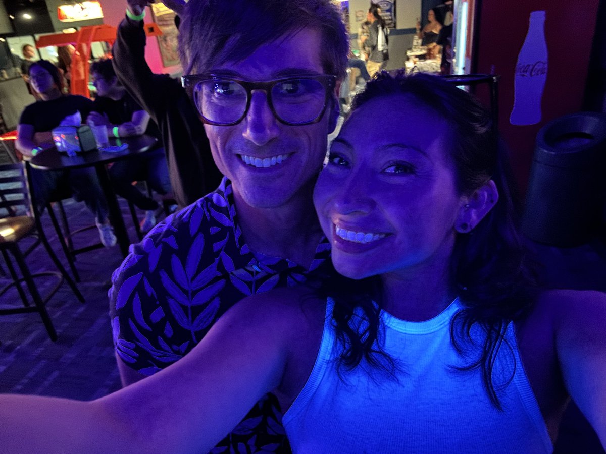 chasingvicesbnd's tweet photo. What an unforgettable night! Thank you to the headliners for inviting me to perform — I had an amazing time! And a huge thank you to my friends and family for celebrating my birthday with me and surprising me with cake. So grateful for you all! #punkrock #rockshows https://t.co/Csk86wzdfl