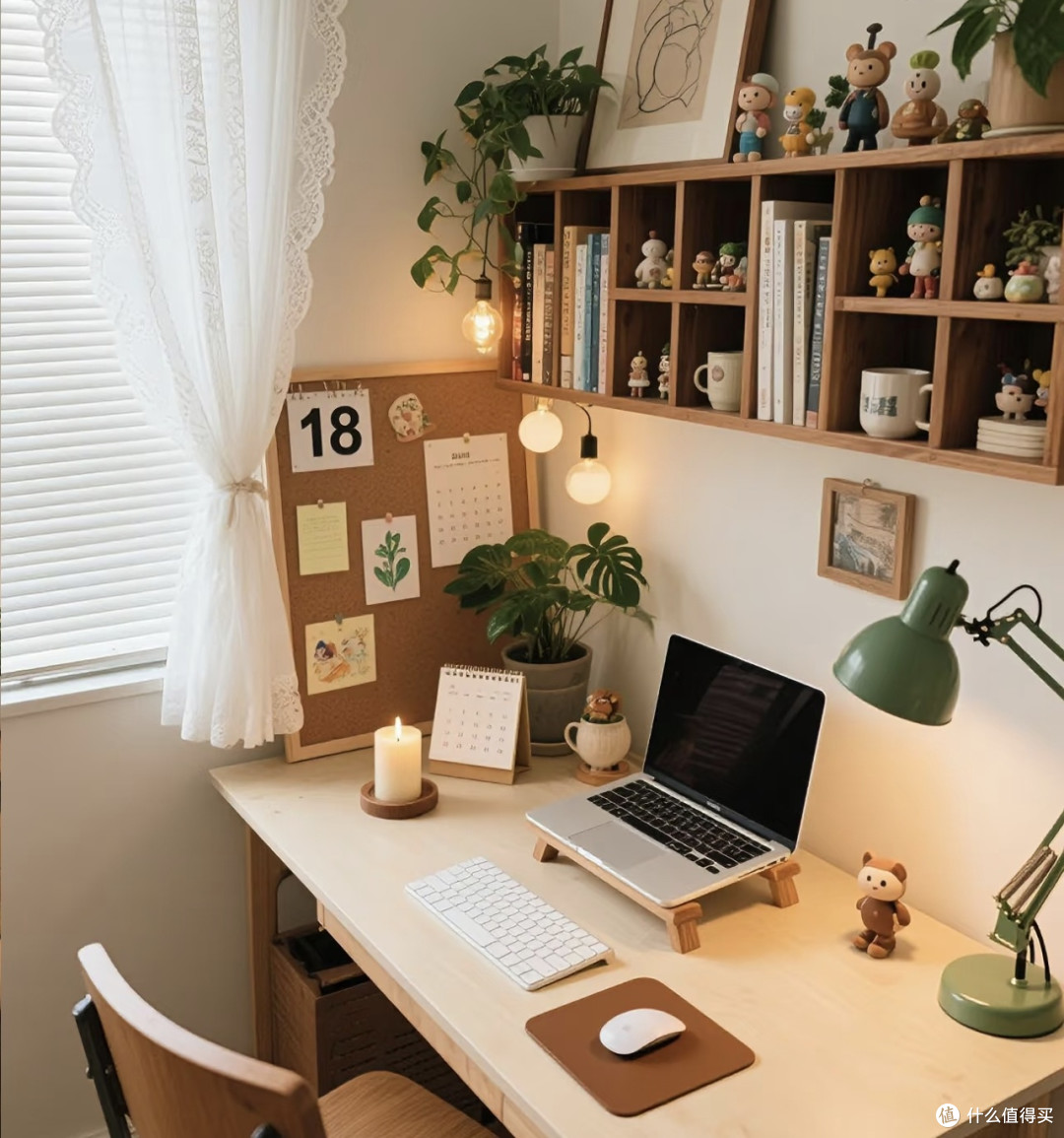 IngaLyhr's tweet photo. Organiza tu espacio de trabajo con una sola cajonera, una lámpara suave y una planta pequea: orden y calma en tu escritorio para potenciar tu productividad. https://t.co/3cBweSAIN7