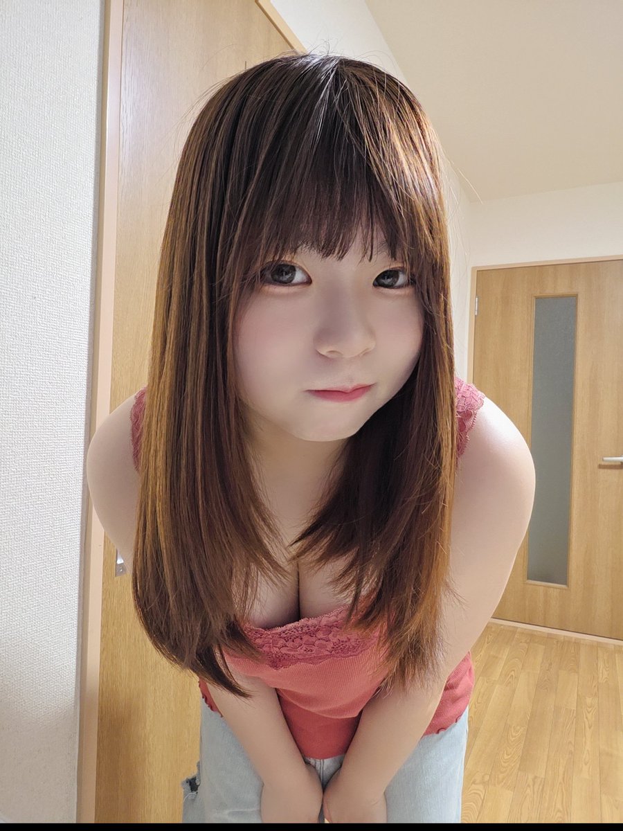 yuzuha_nekofan's tweet photo. おはよー！
今日も地味顔すぎる😭 https://t.co/cxfI2VIIbc