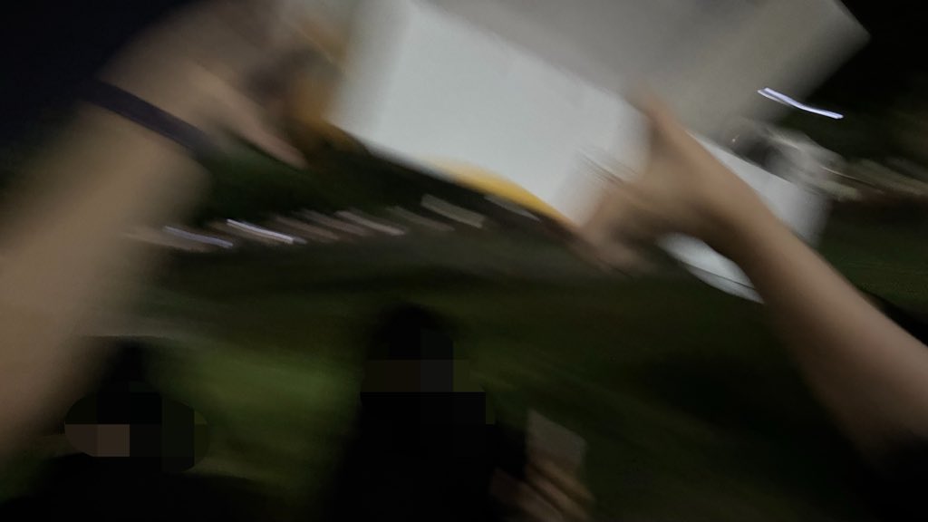 Janversionn's tweet photo. والله انجنيت جا بوكس العشاء واعتقد واضح المجاعه الي كنا فيها https://t.co/rClOVRHBnG