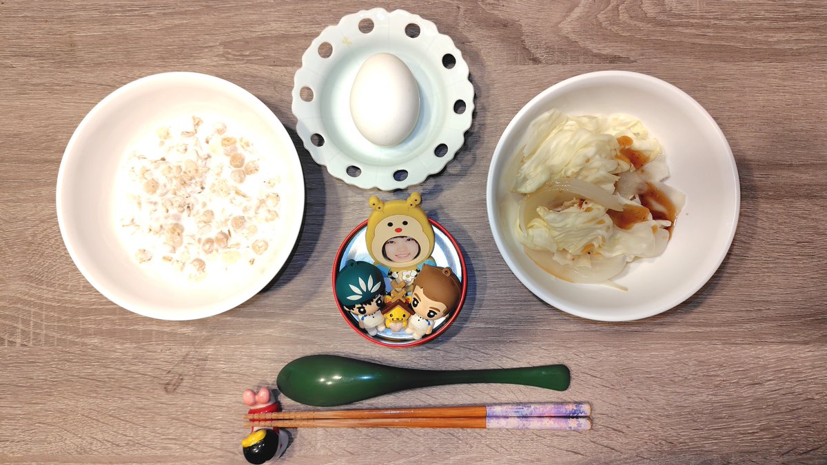 tsubami4708's tweet photo. おはようございます🐢

今日の朝飯
🟢フルグラヨーグルト
🟢ゆで卵
🟢玉ねぎとキャベツの温サラダ
 #いただきます https://t.co/IaOPFAsYC7