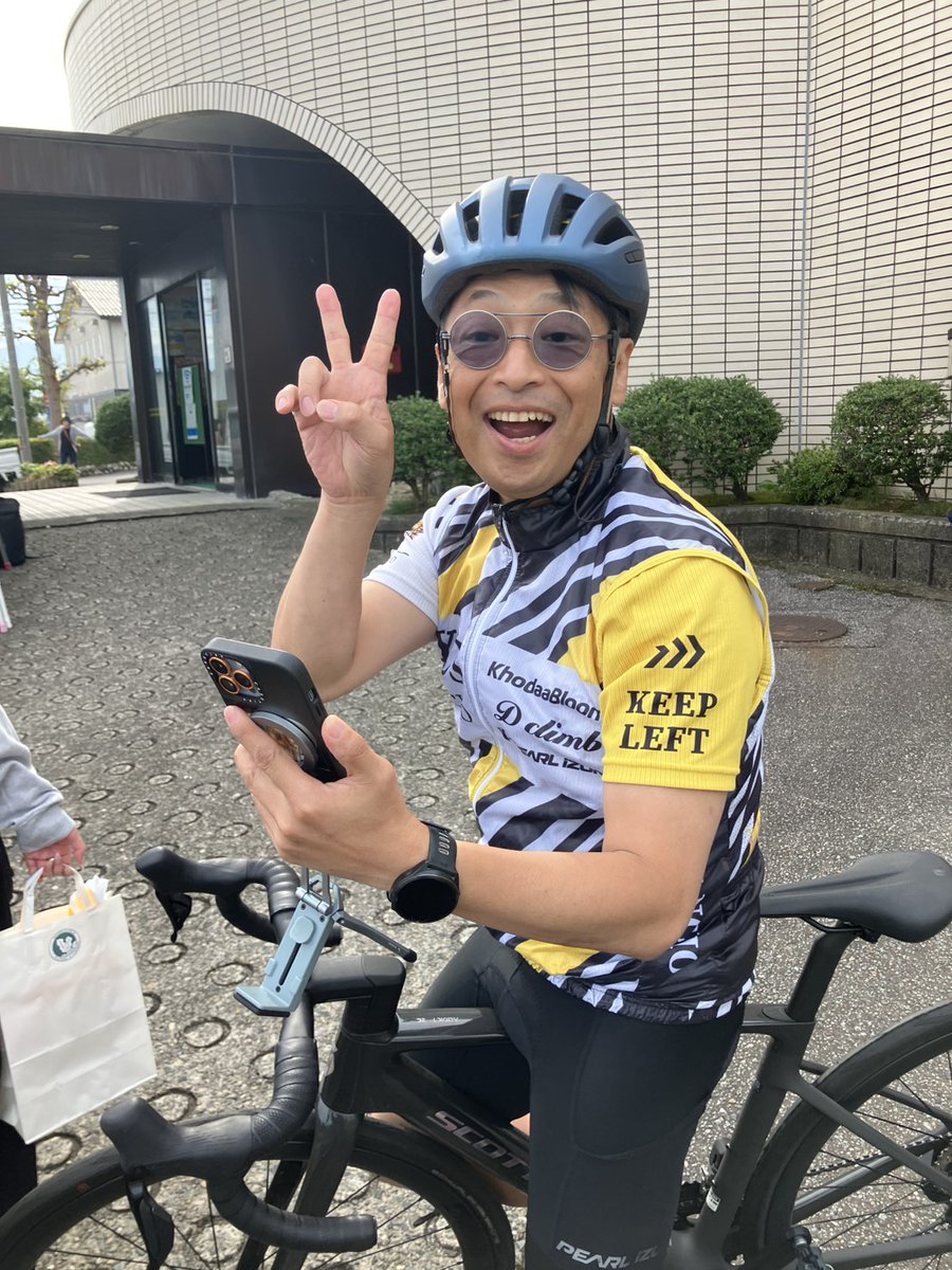 toretatekan's tweet photo. 昨日、安田大サーカスの団長🎪
来店されました～🚲

自転車でお越し頂いておりましたよ～👑☺️ https://t.co/pSlTXMJCPk